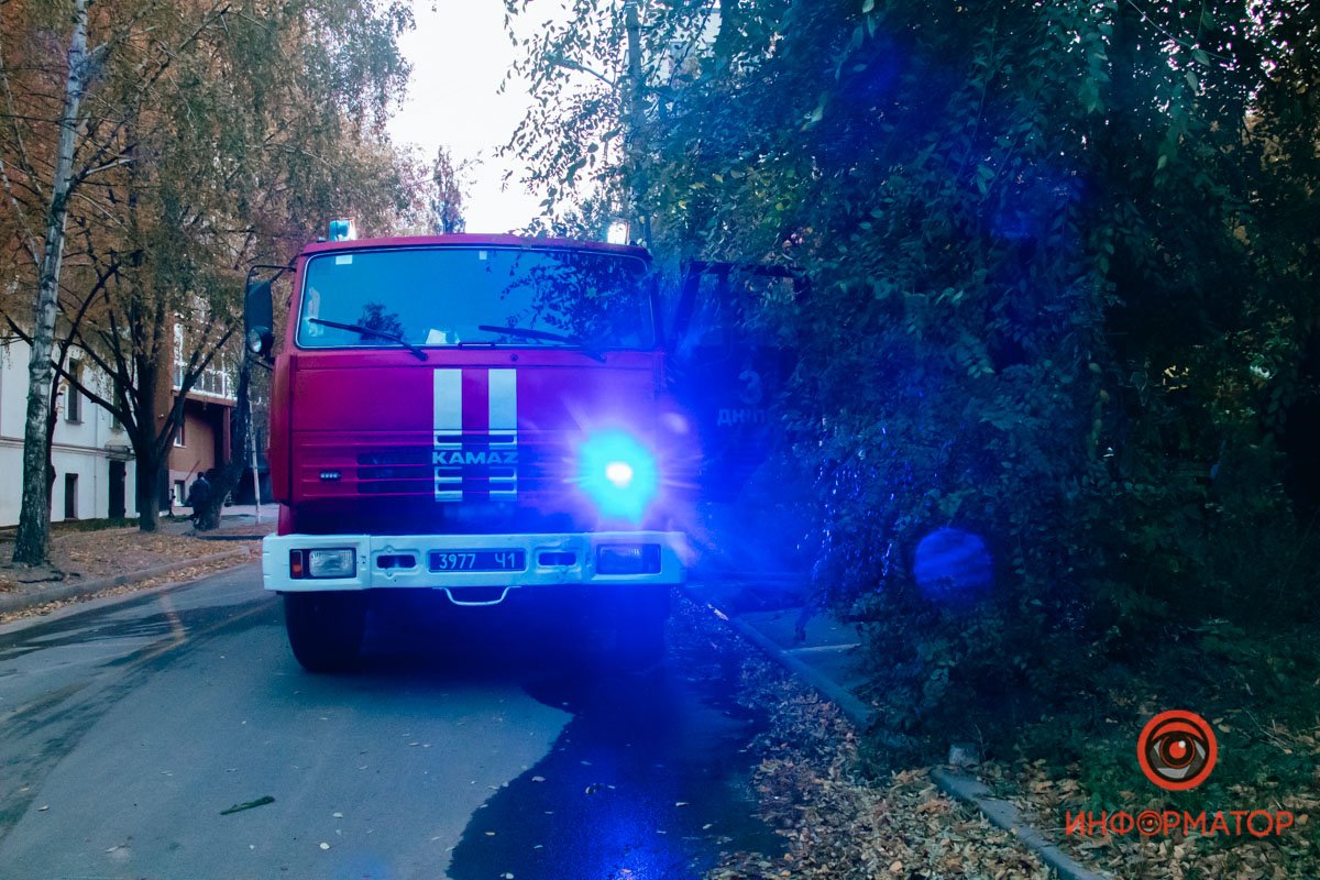 К ликвидации огня привлекли 2 единицы пожарно-спасательной техники К ликвидации огня привлекли 2 единицы пожарно-спасательной техники