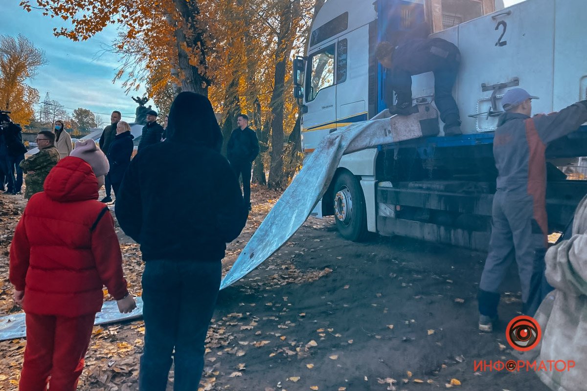 Зарыбление проходило на улице Набережной Заводской Зарыбление проходило на улице Набережной Заводской