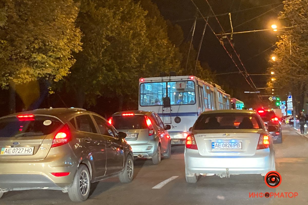 Заторы на многих улицах Заторы на многих улицах