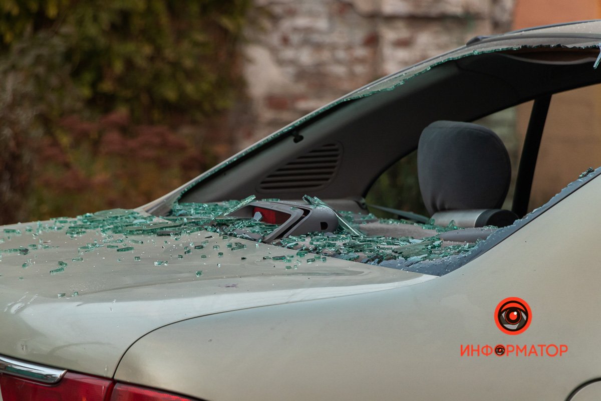 Разбитое окно 