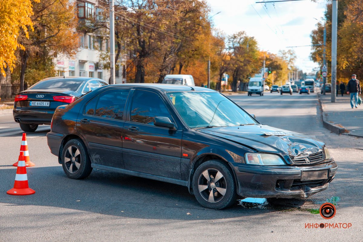 Honda поворачивала