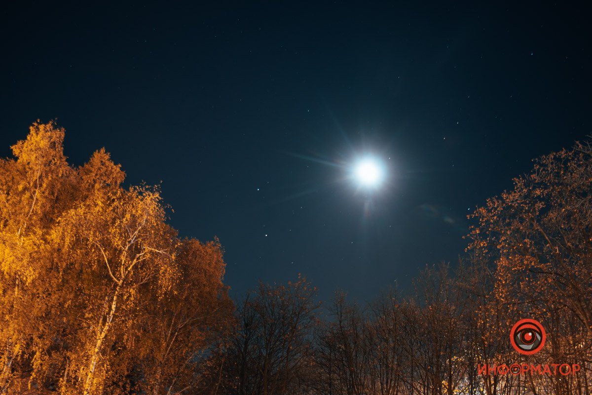 Святит ярко для романтиков Святит ярко для романтиков