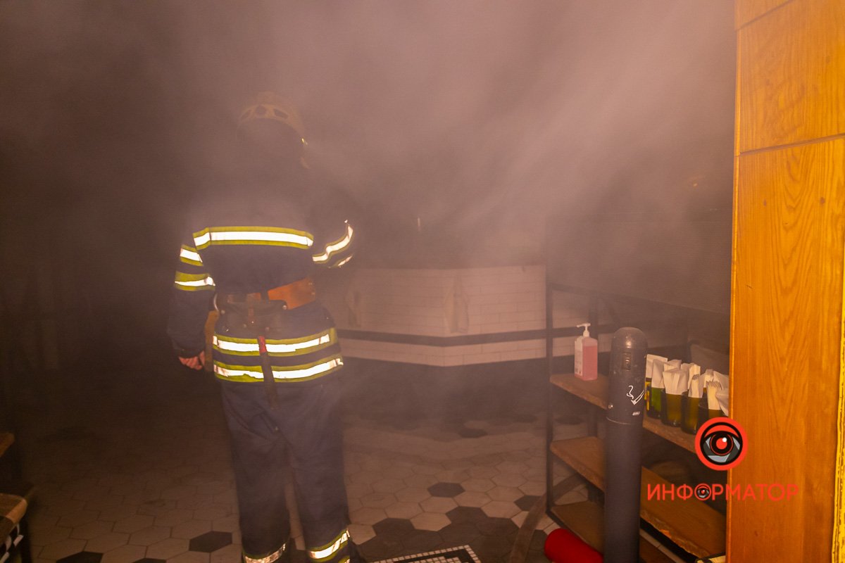 Окончательно ликвидировали пожар уже спасатели Окончательно ликвидировали пожар уже спасатели