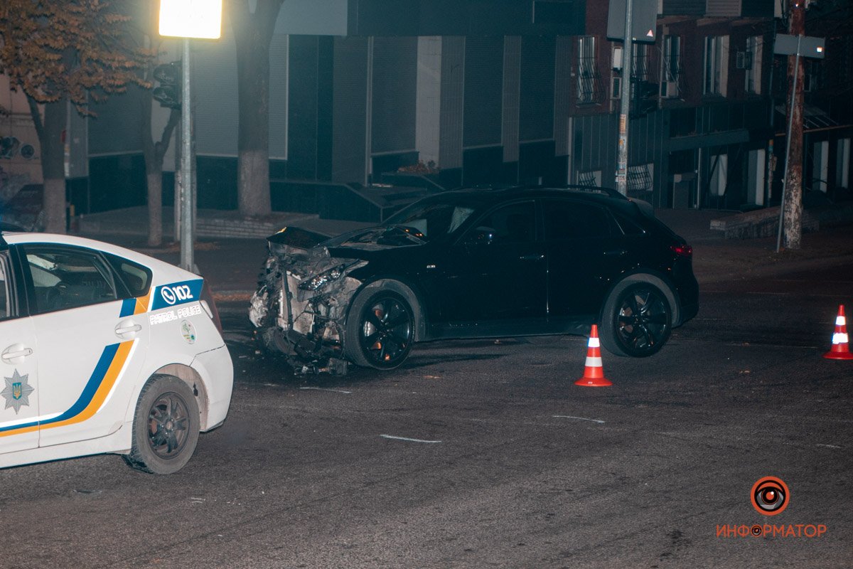 Столкновение произошло на перекрестке Поля-Ульянова Столкновение произошло на перекрестке Поля-Ульянова