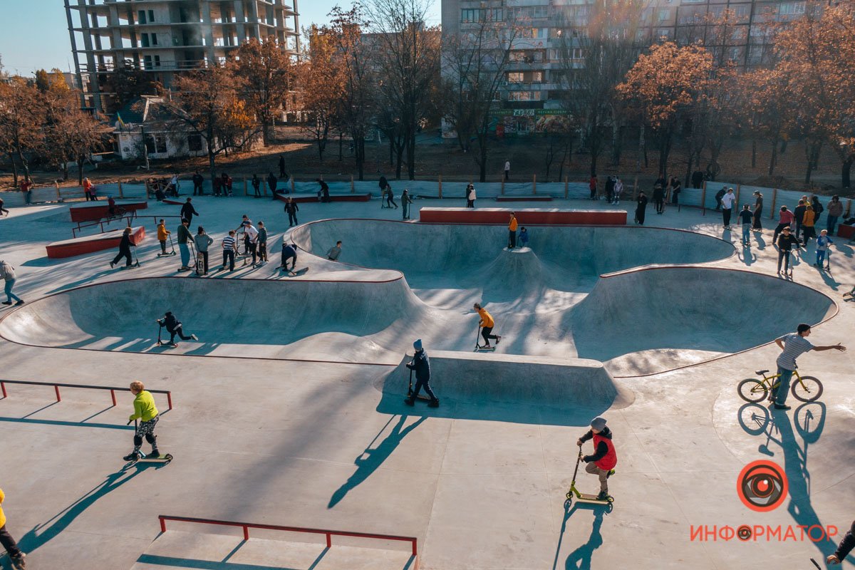 Скейты, ролики, самокаты