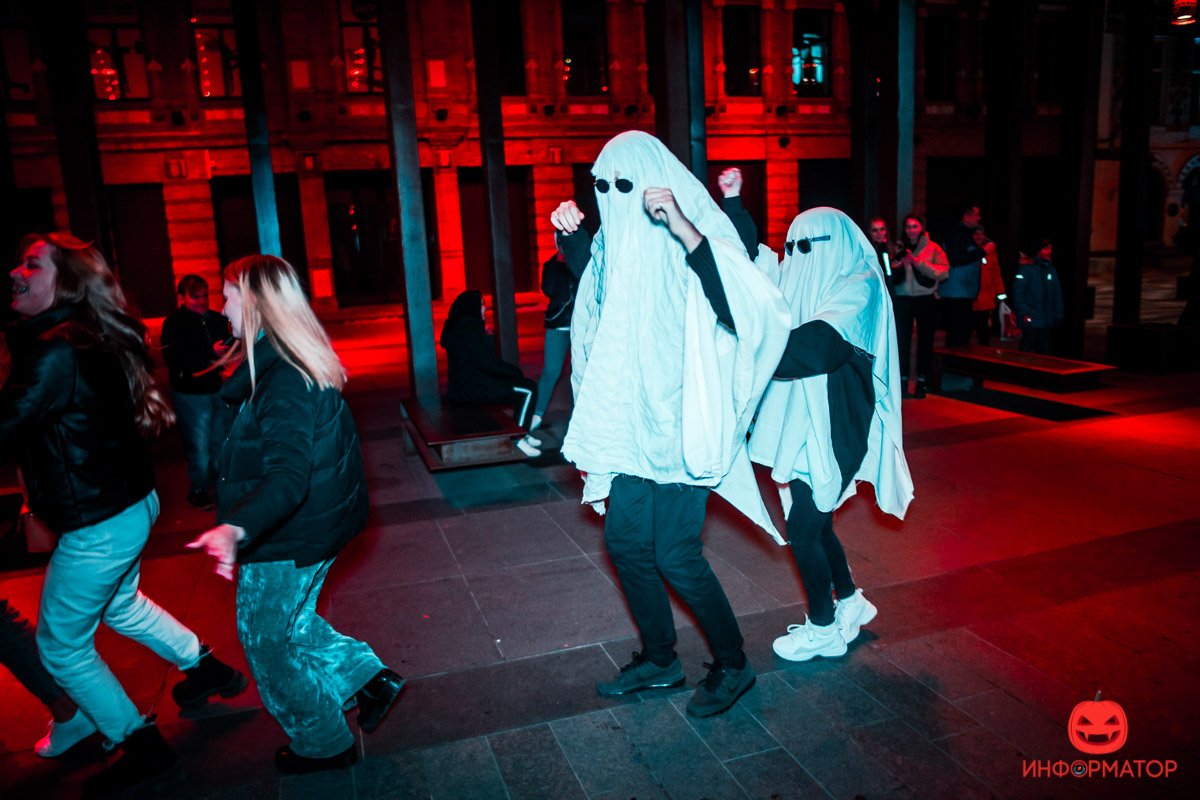 Кошмарят людей Кошмарят людей