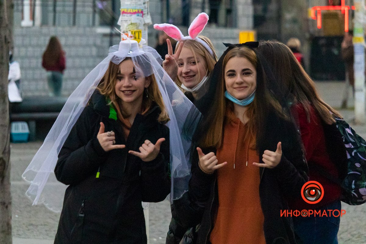 Возьмите невест замуж, фату уже купили