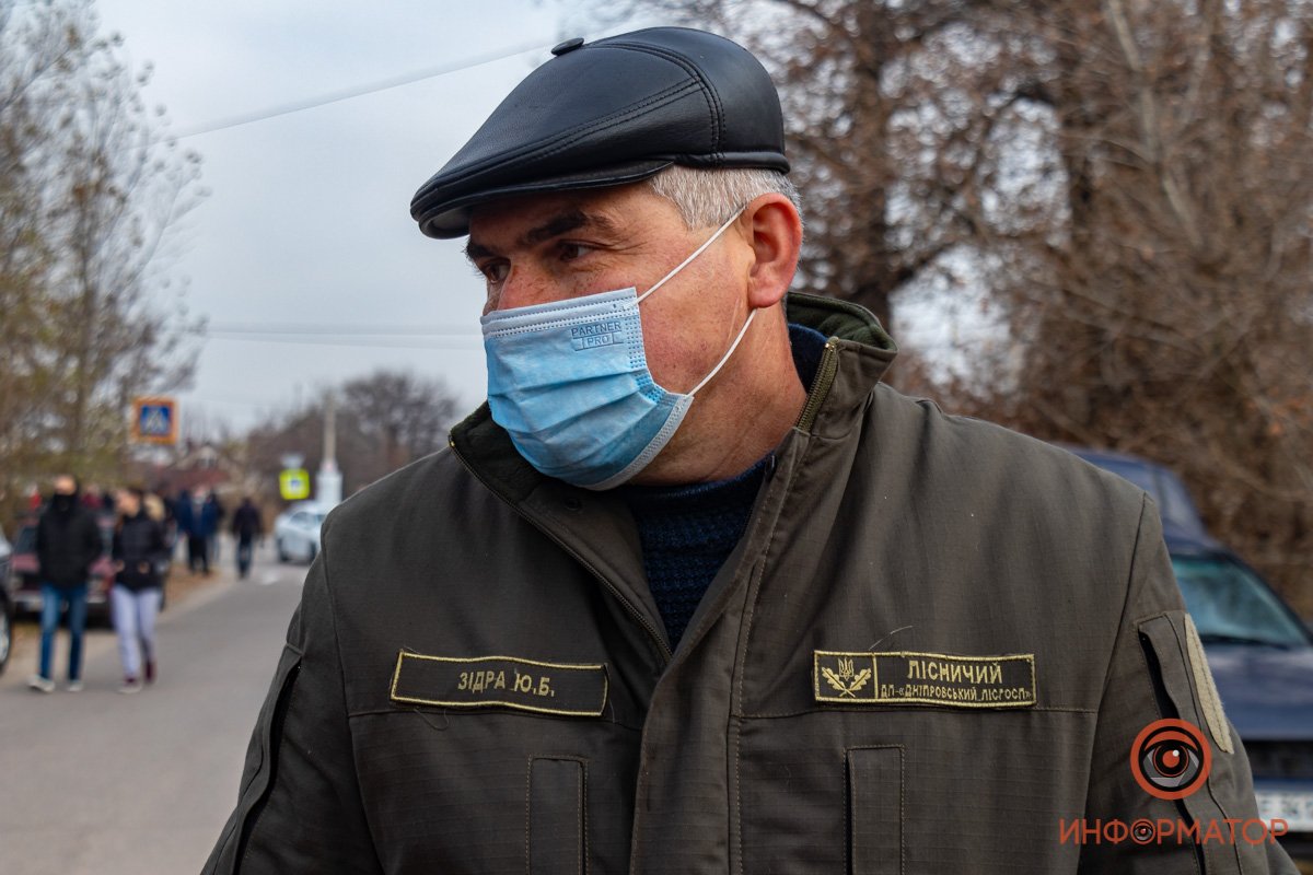 Лесничий Юрий Здира не видит в этом нарушений
