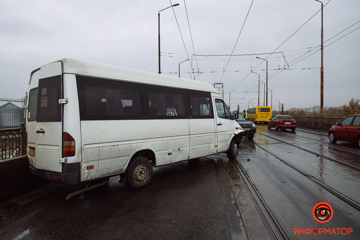 Предварительно, пострадал водитель маршрутки и пассажир