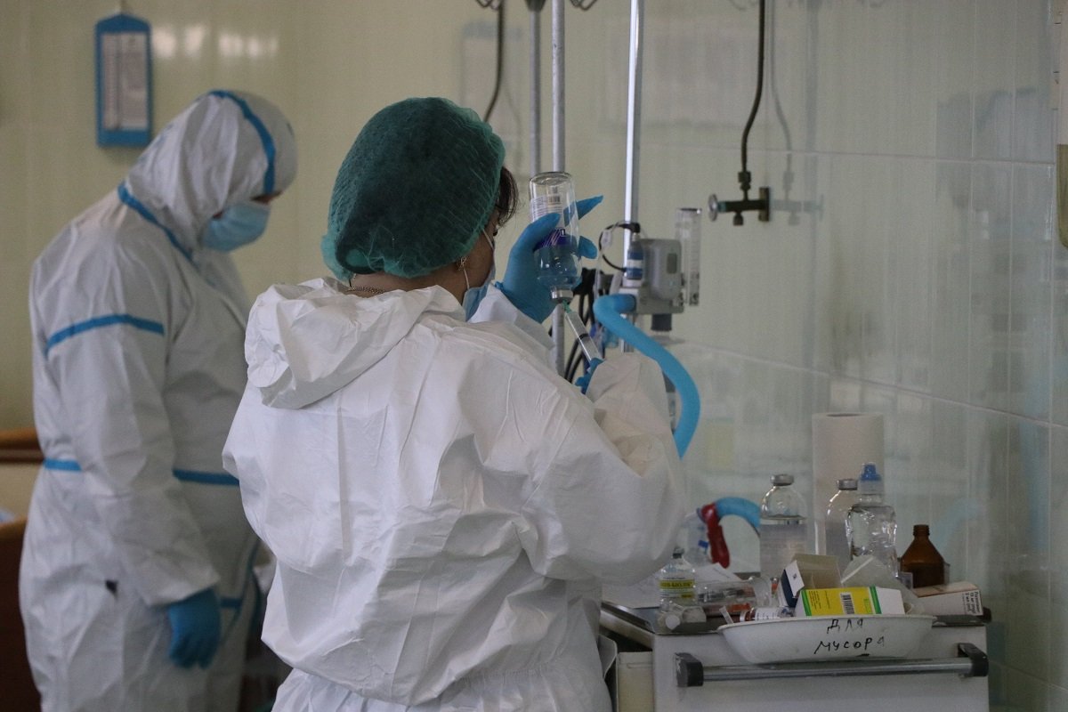 Городская больница №8 в Днепре начала принимать пациентов с COVID-19 2