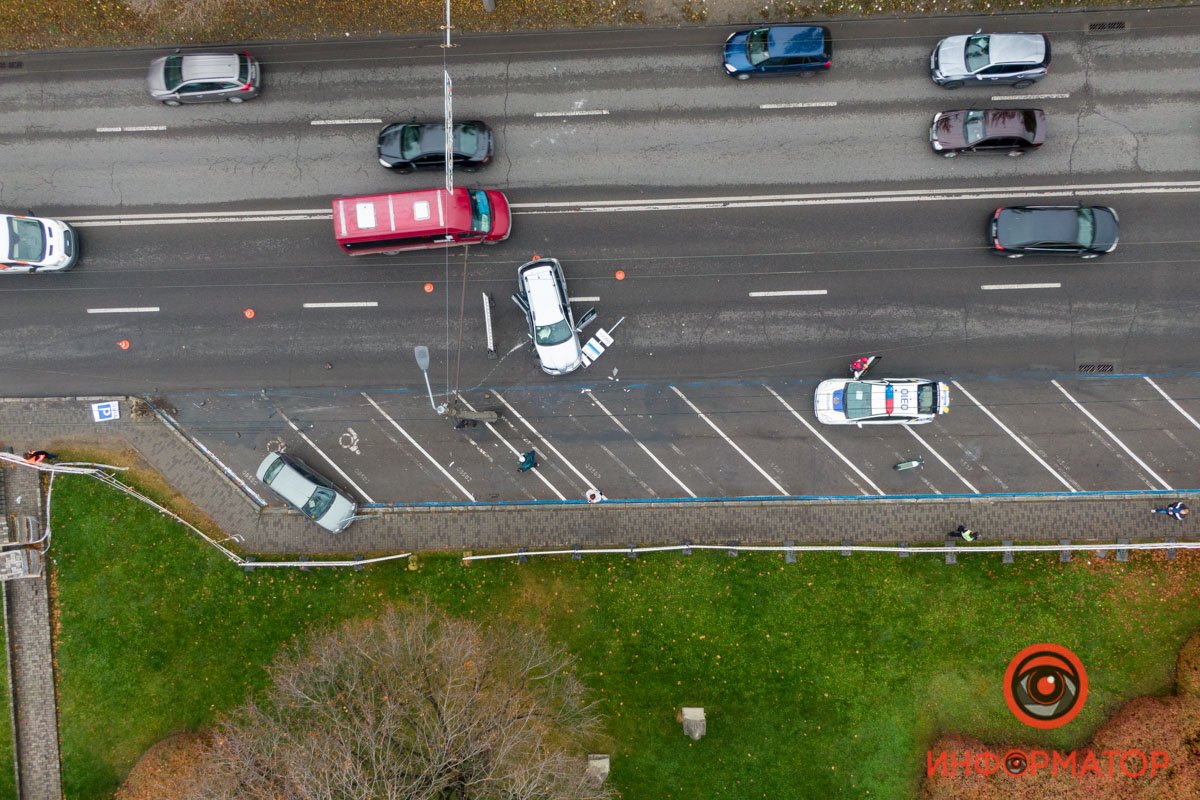 На Сичеславской набережной затруднено движение