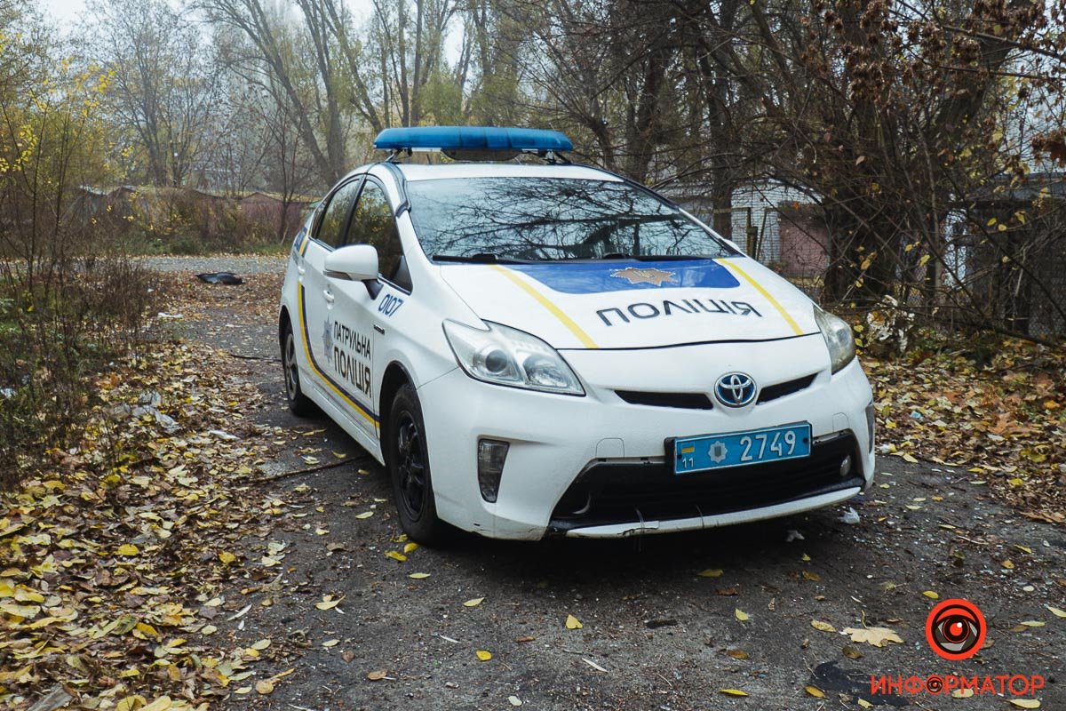 В Днепре на Тополе в заброшенном доме нашли труп мужчины 5
