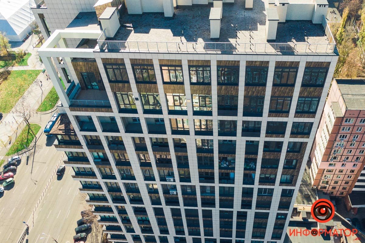 Сложно различить