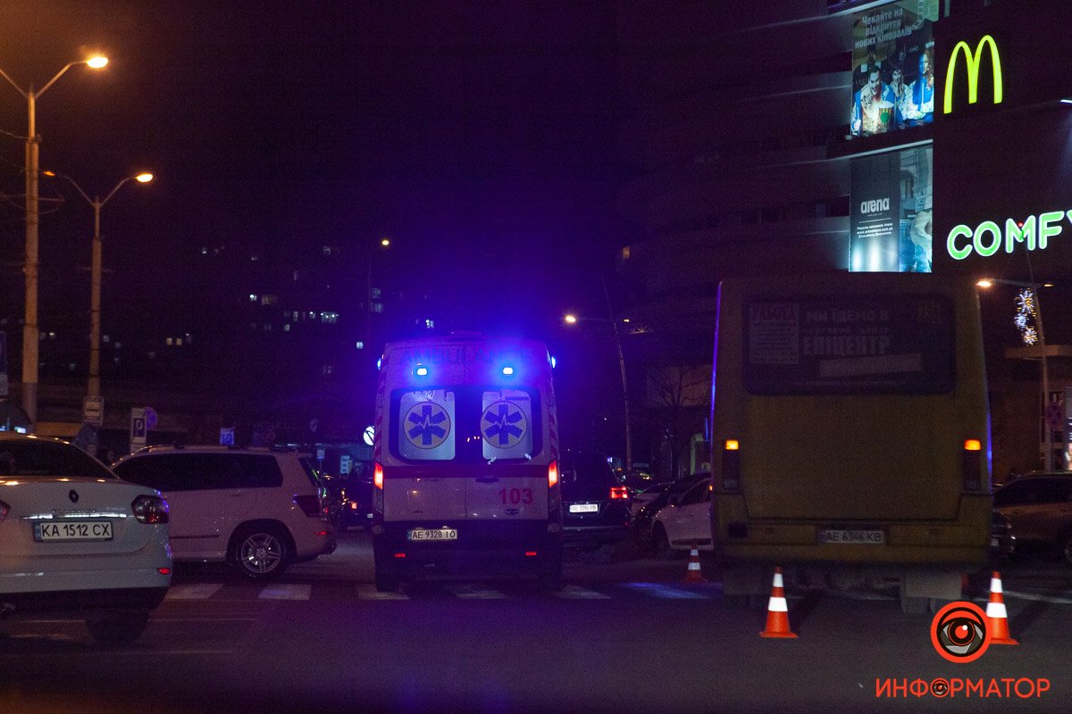 Девочку увезли на скорой помощи 