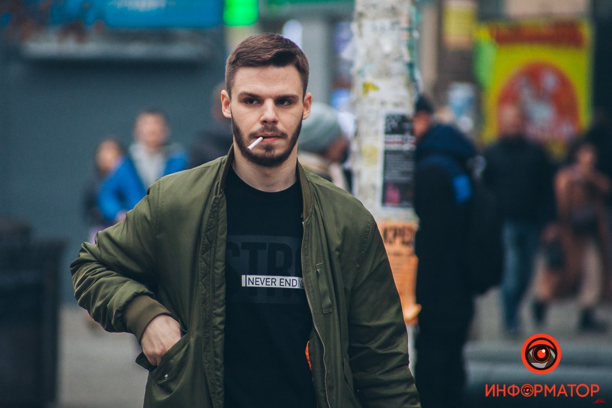 Только взрыва сзади не хватает