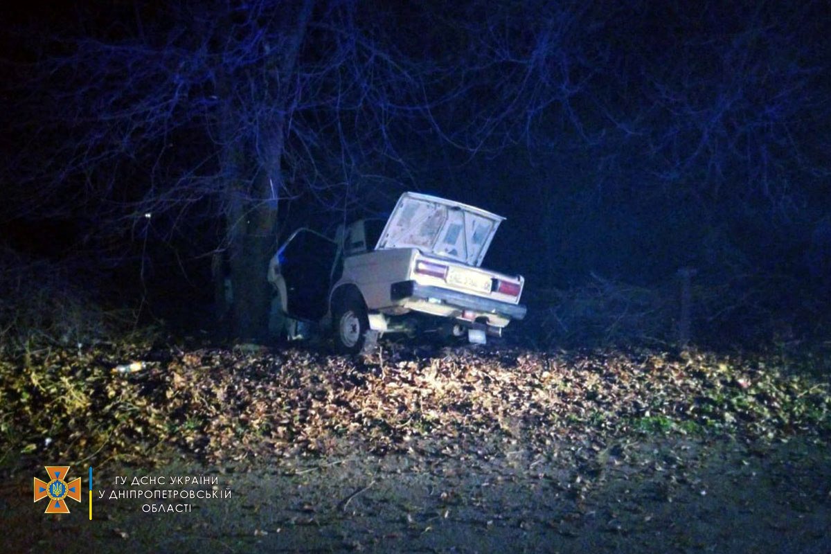 В воскресенье, 7 ноября, в селе Тритузное Солонянского района случилась авария В воскресенье, 7 ноября, в селе Тритузное Солонянского района случилась авария