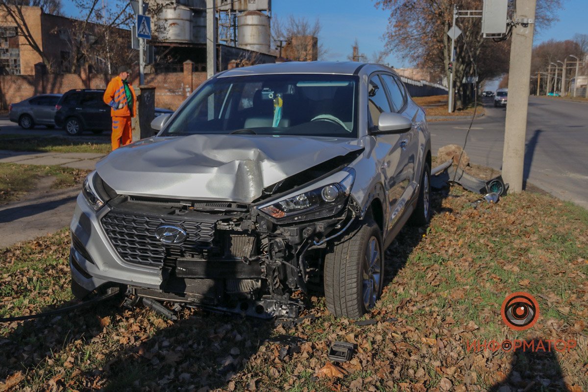 ДТП случилось на перекрестке с улицей Строителей