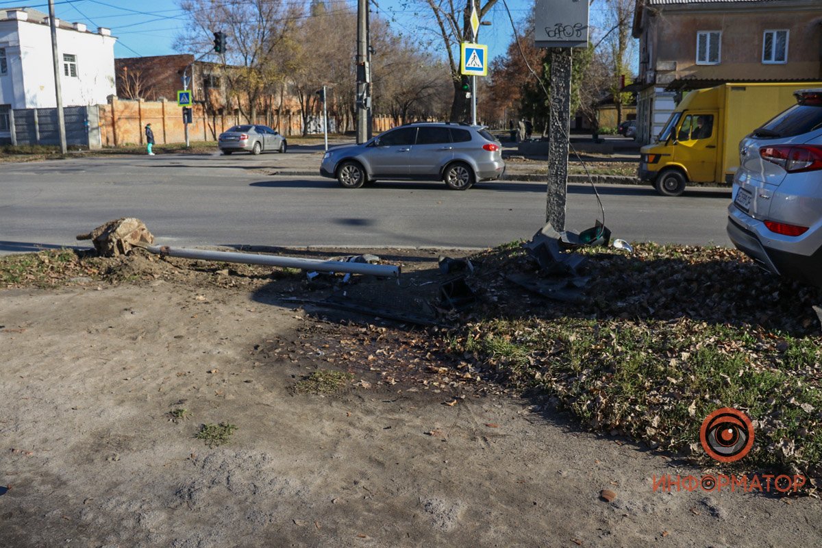 Авария произошла около 13:00