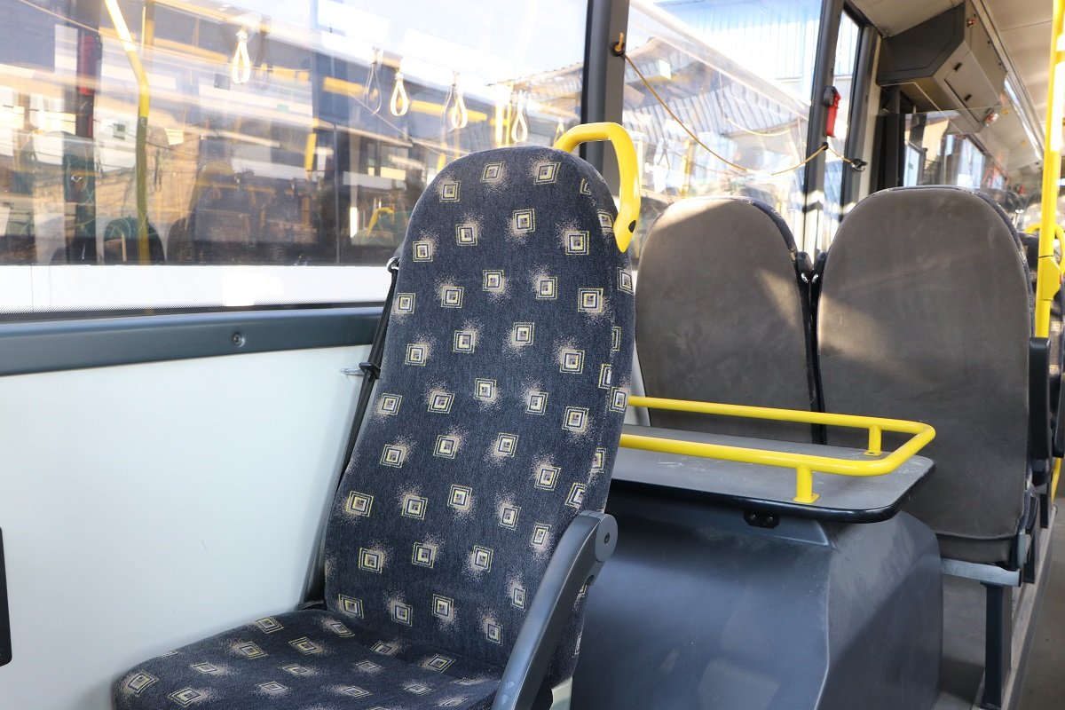 Климат-контроль и 40 мест для сидения: в Днепр привезли 14 автобусов большой вместимости 3