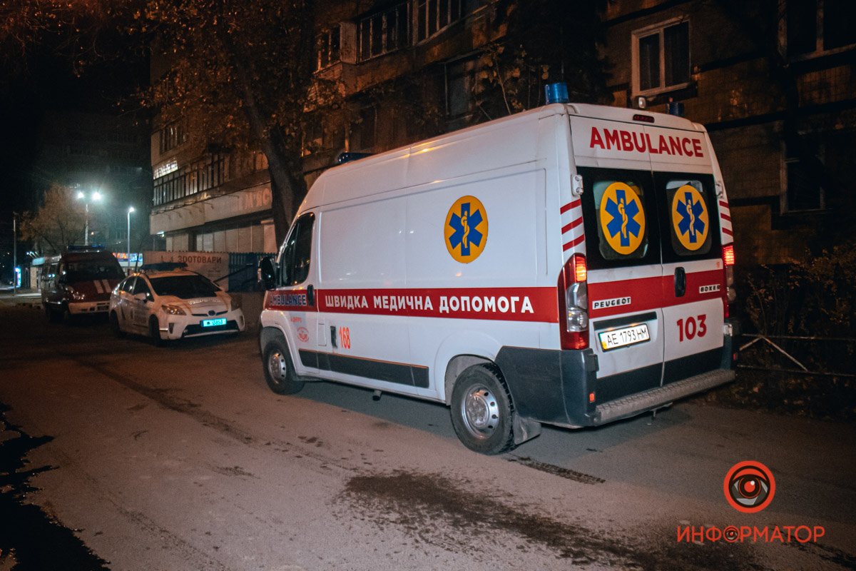 Также на месте работает патрульная полиция и скорая помощь