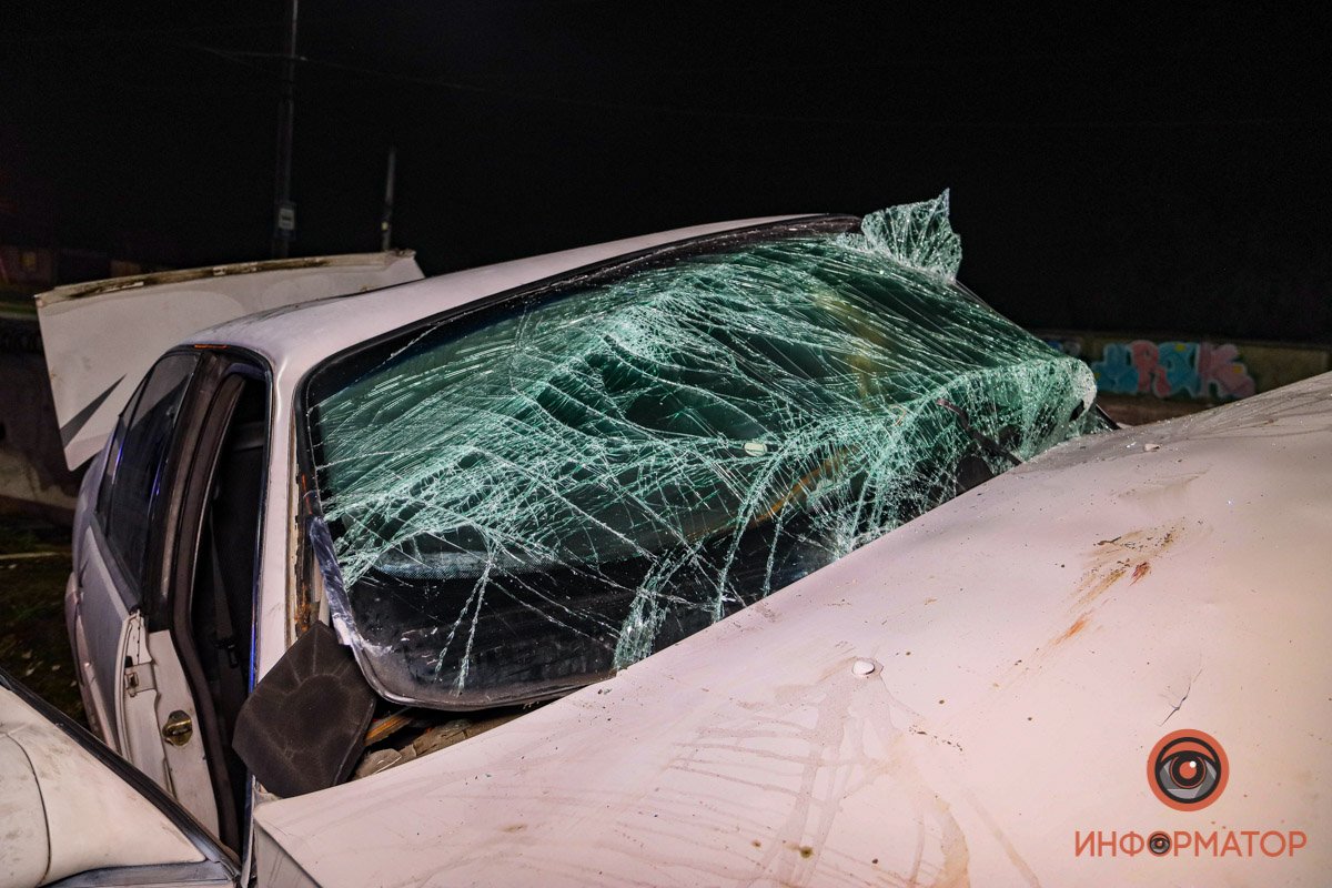 Вторая машина якобы резко начала тормозить, поэтому мужчина не справился с управлением