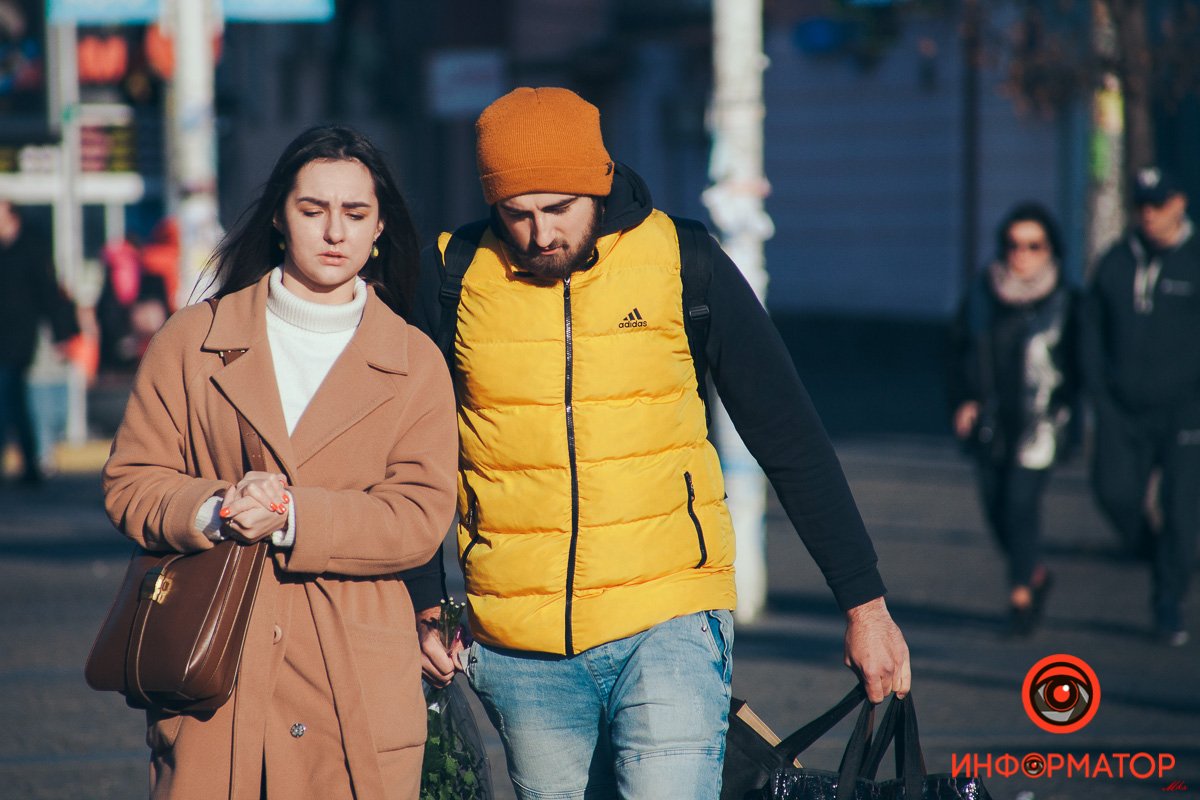 Нужно быть как можно ближе