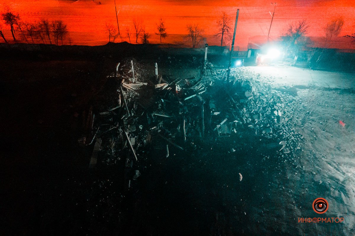 Площадь земельного участка под бывшим метизным заводом составляет около 12 гектаров Площадь земельного участка под бывшим метизным заводом составляет около 12 гектаров