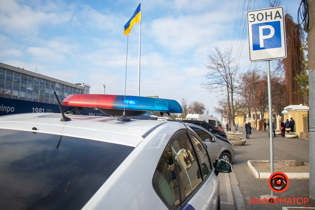 На место прибыли сотрудники полиции