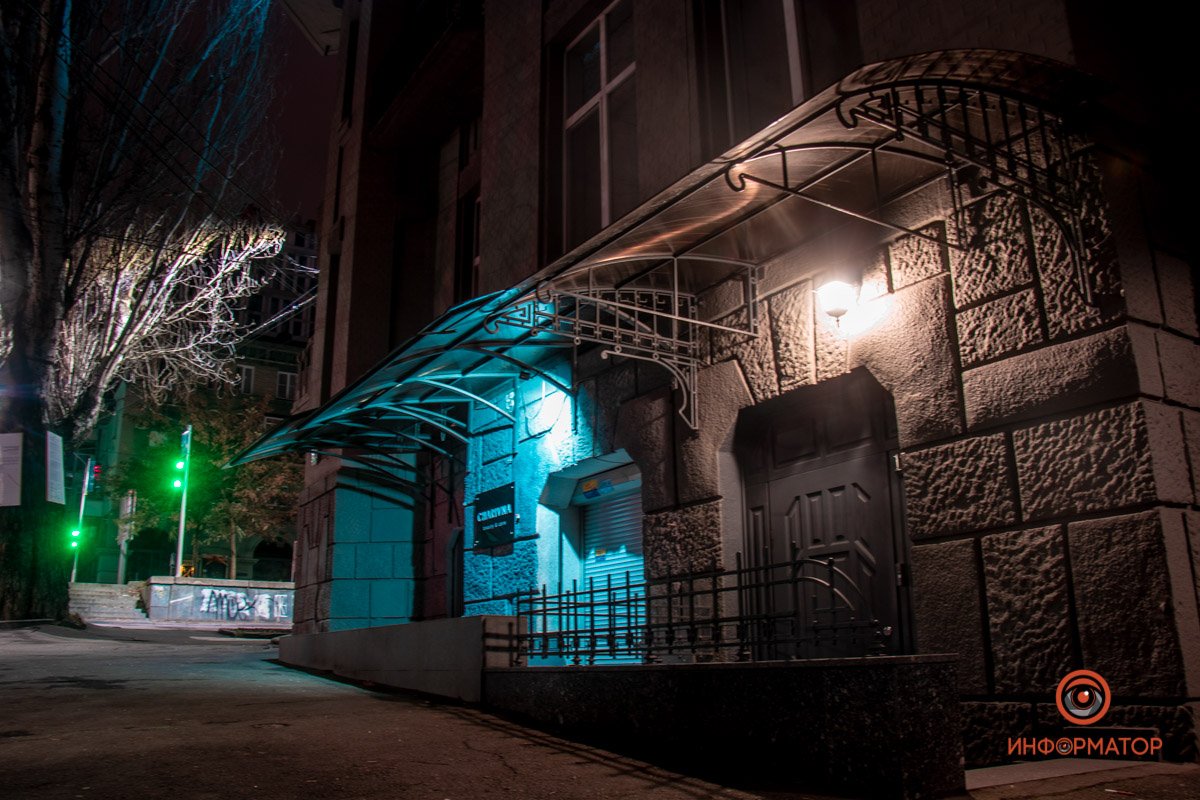 Жильцы дома своими силами отреставрировали архитектурный памятник Жильцы дома своими силами отреставрировали архитектурный памятник