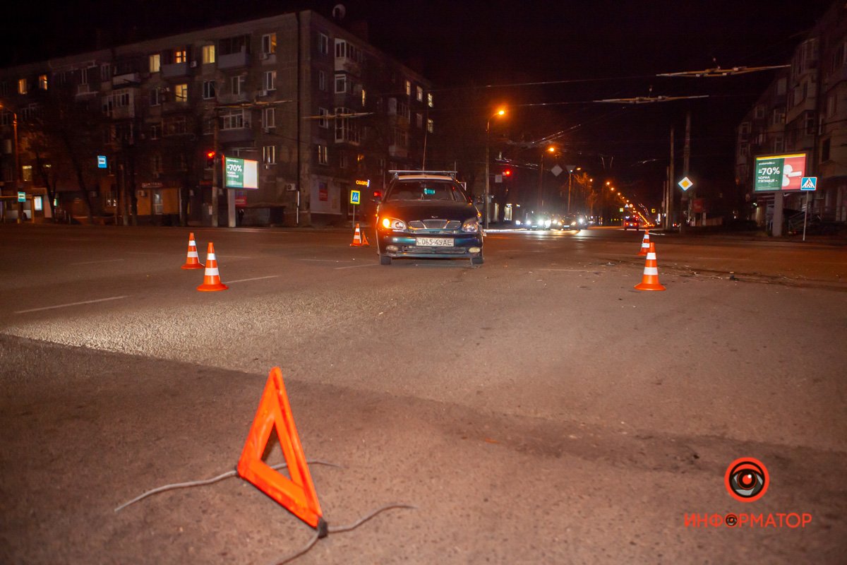 Есть небольшое затруднение движения на перекрестке