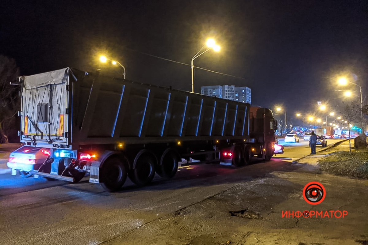 ДТП случилось на съезде с Кайдакского моста 