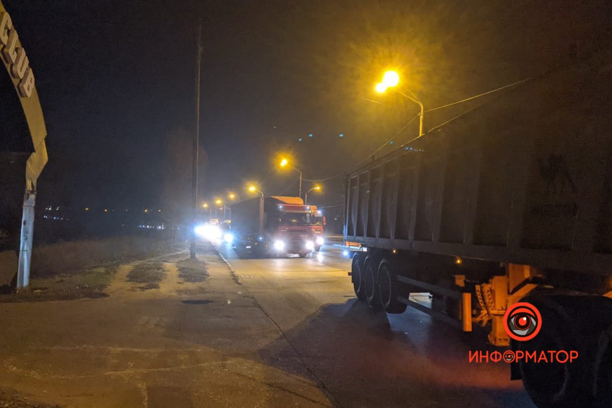 Собирается большая пробка 