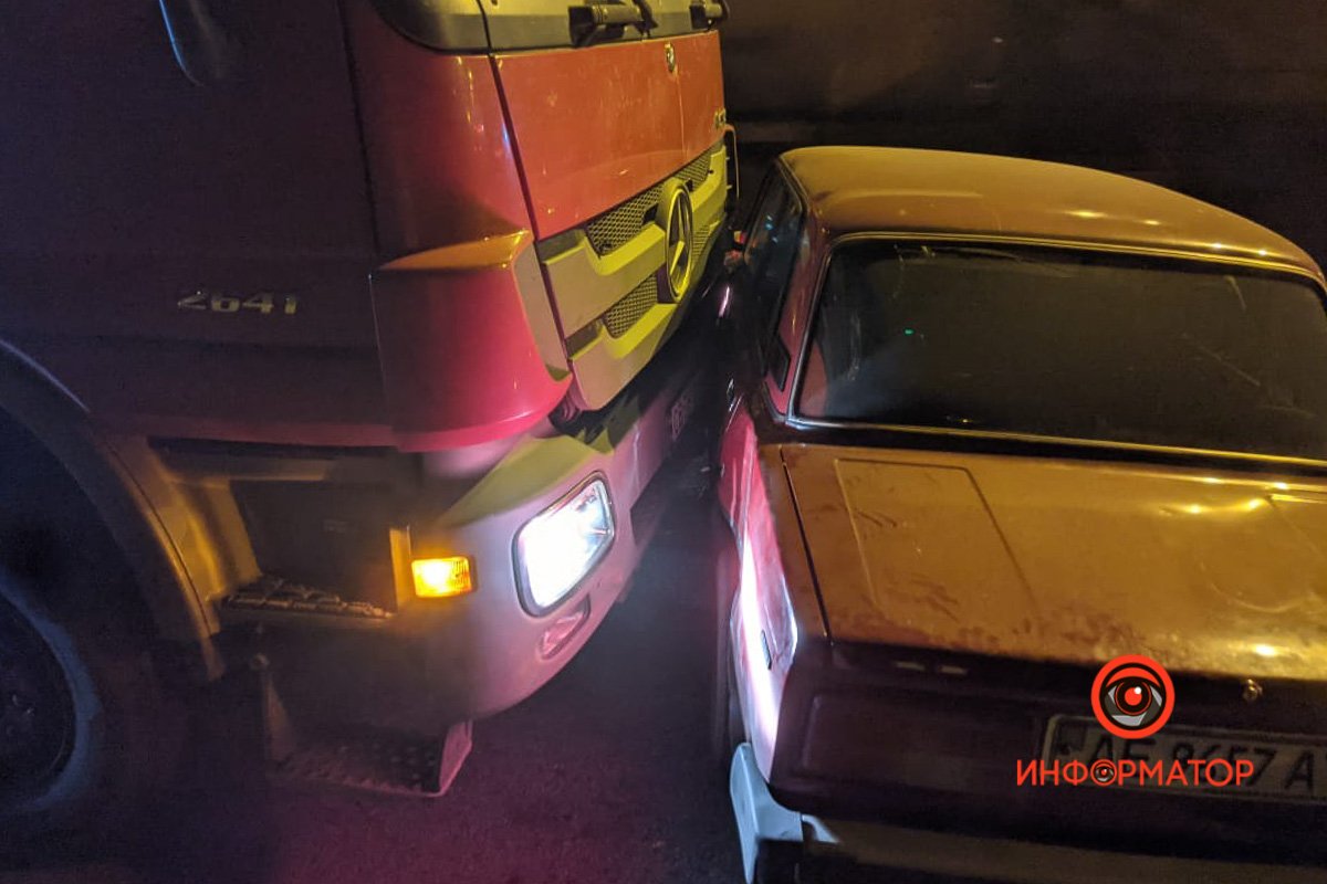 ВАЗ сильно смят 