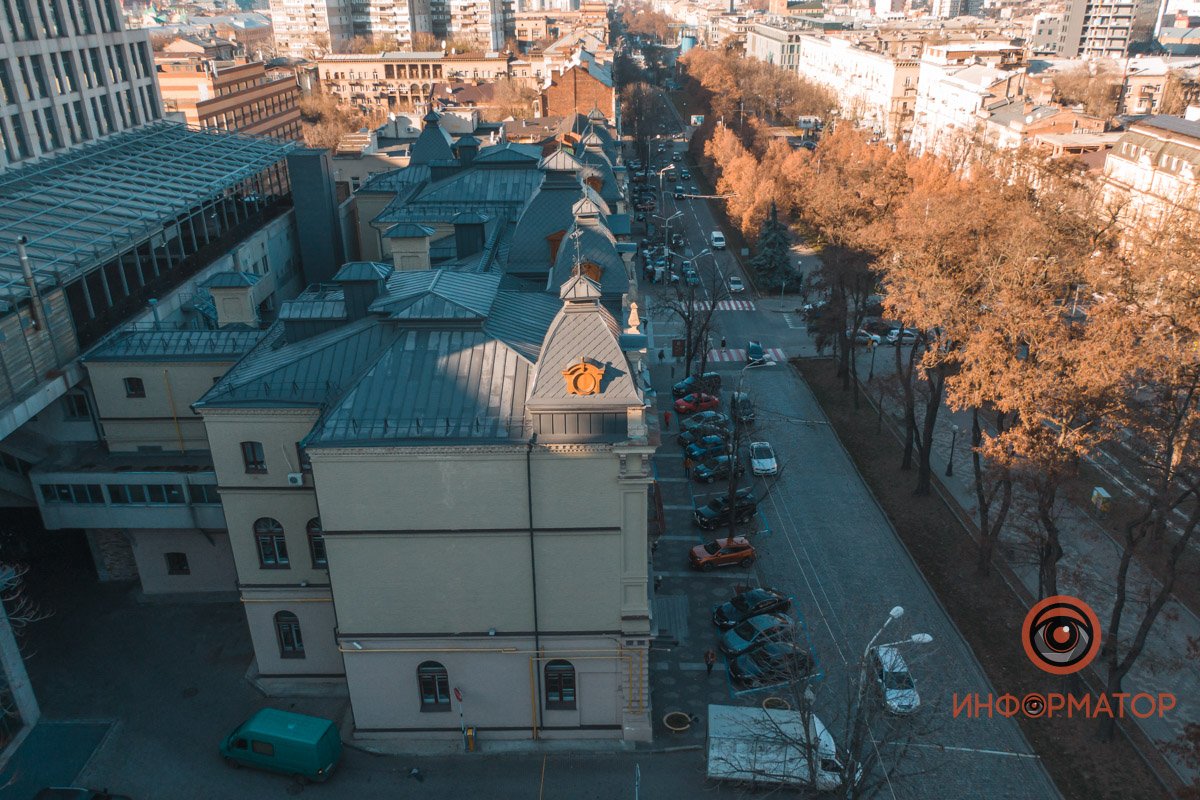 Сейчас здание подлежит ремонту 