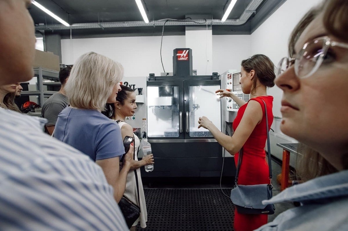 В Днепре 1 неделю пиарщиков и журналистов будут учить 6 крупнейших компаний Украины 2