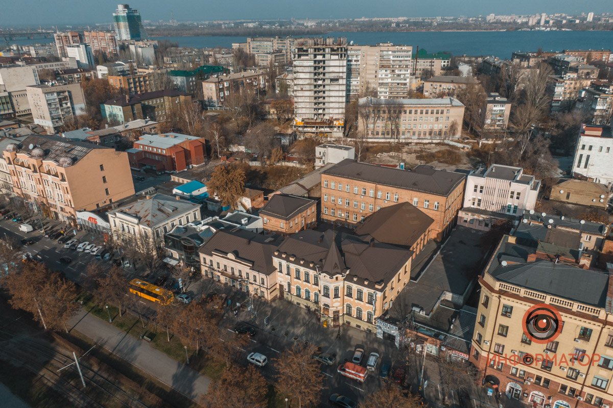 Проспект Дмитрия Яворницкого, 62