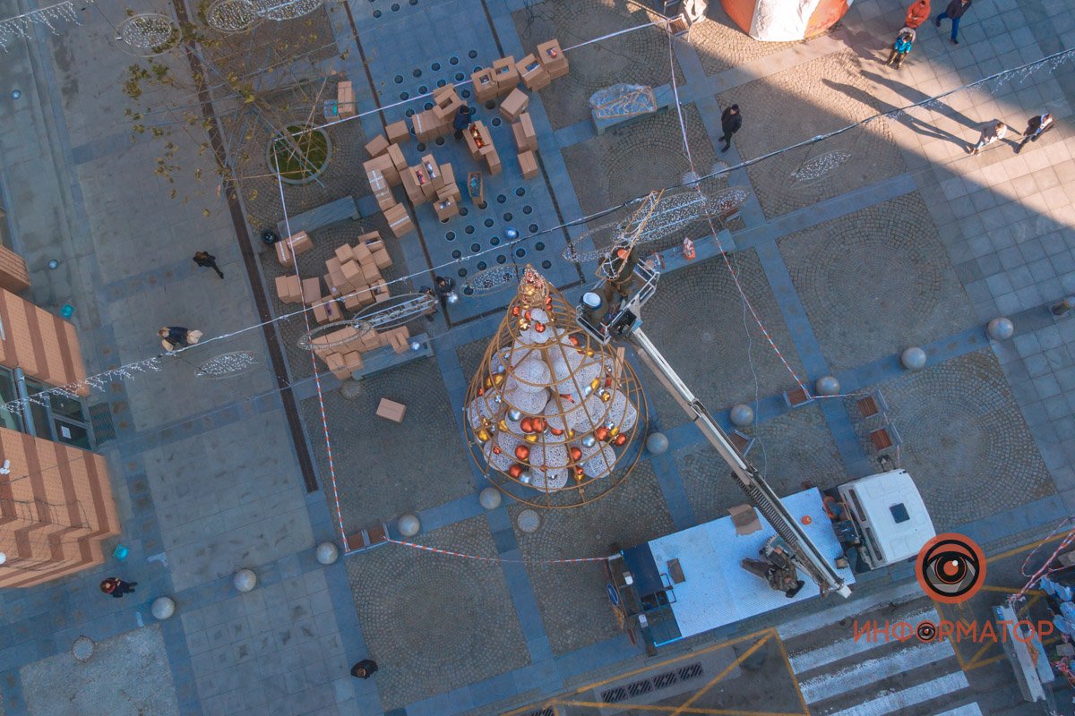 Елка на Екатеринославском бульваре Елка на Екатеринославском бульваре