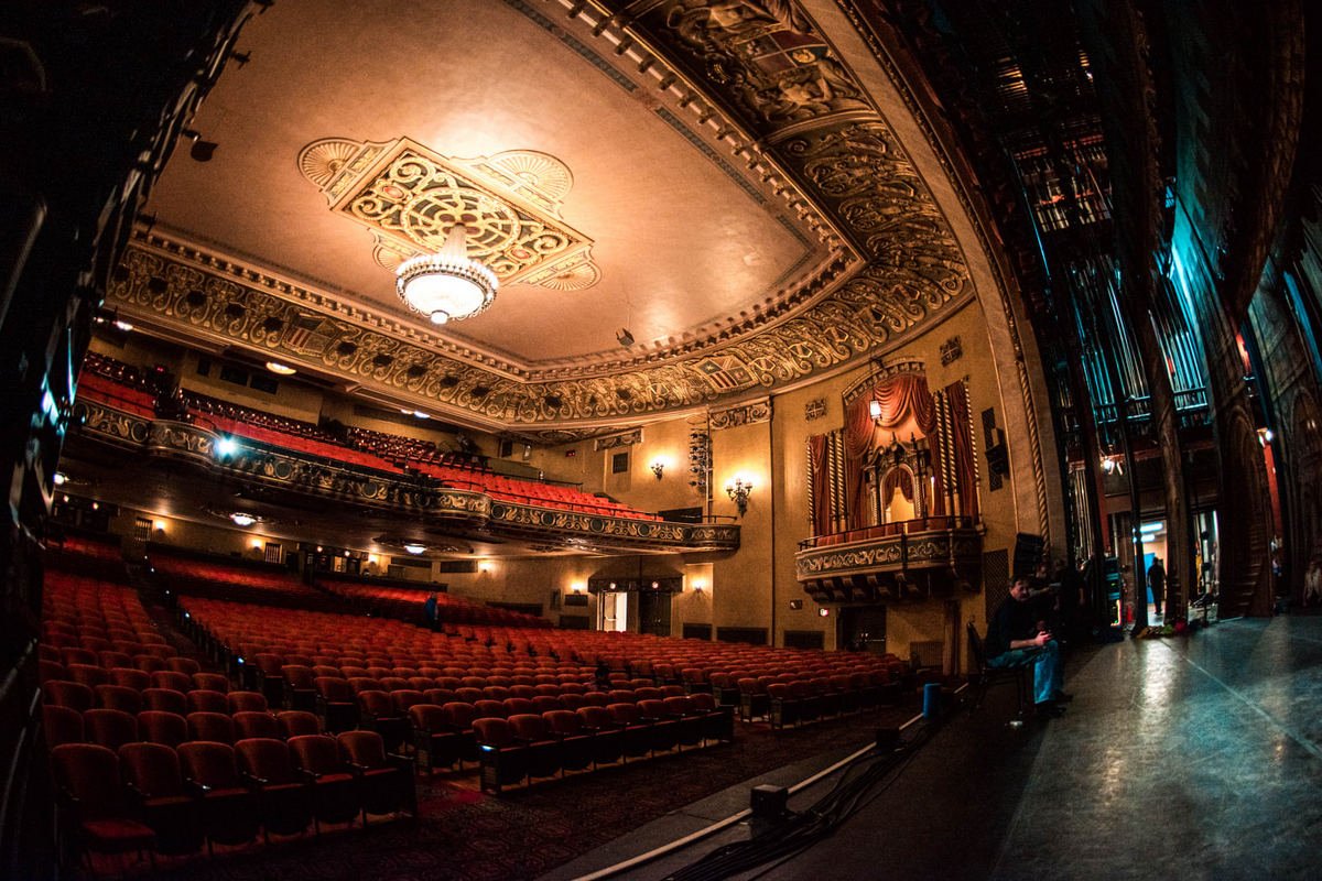 Morris Performing Arts Center, Саут-Бенд, Индиана Morris Performing Arts Center, Саут-Бенд, Индиана