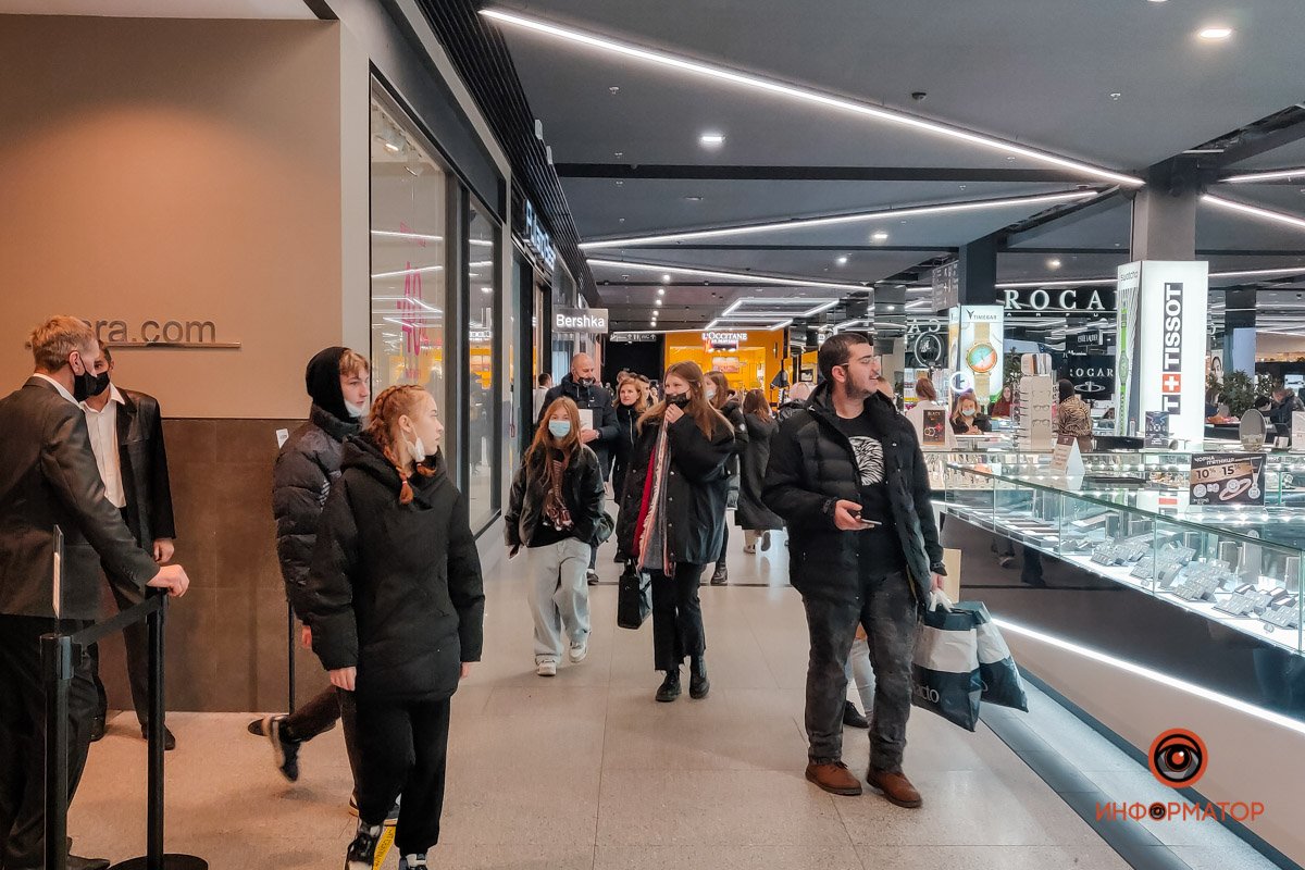 В "МОСТ-сити" можно встретить много людей