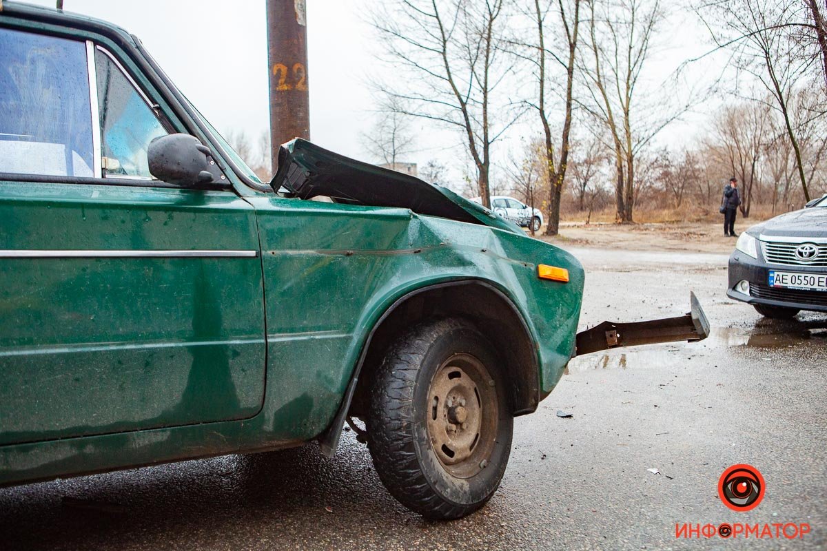 Правое переднее колесо Правое переднее колесо