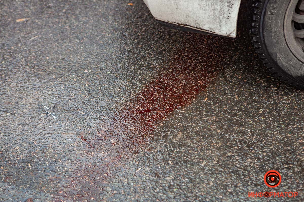 Судя по всему, кровь Судя по всему, кровь