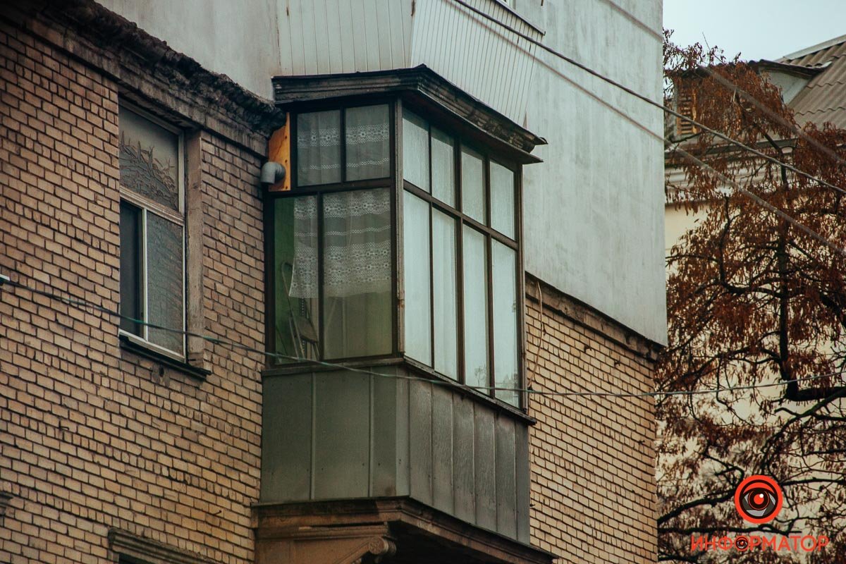 Летом, наверное, сильно греется Летом, наверное, сильно греется