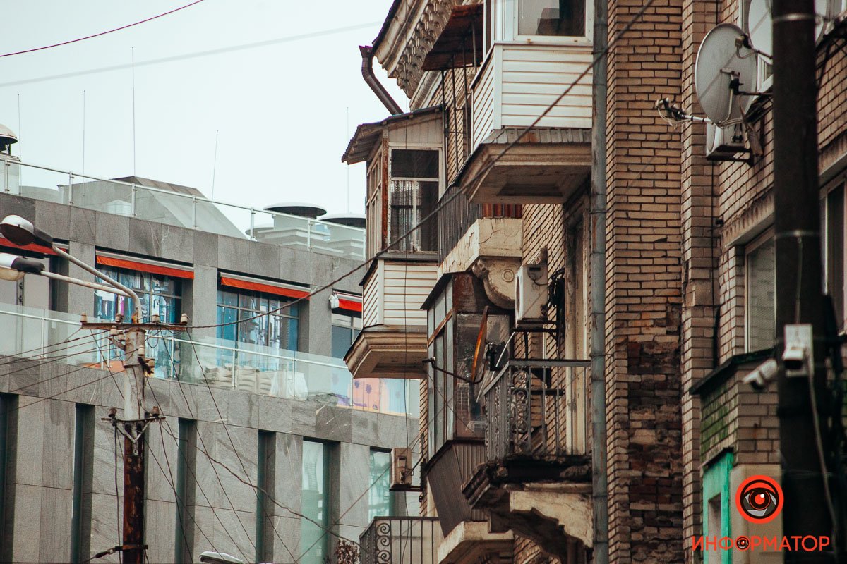 Если долго всматриваться, начнутся иллюзии Если долго всматриваться, начнутся иллюзии