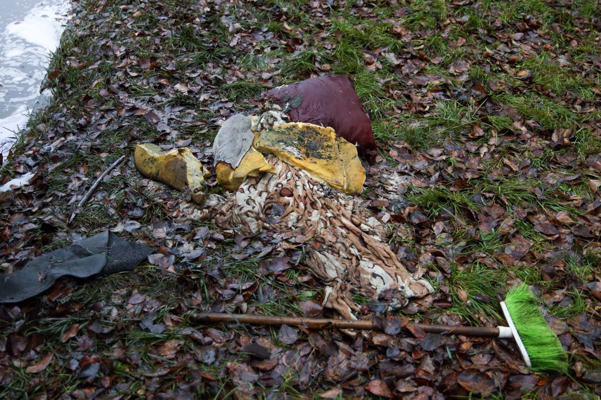 В Днепре на Криворожской на ходу загорелся грузовик 3