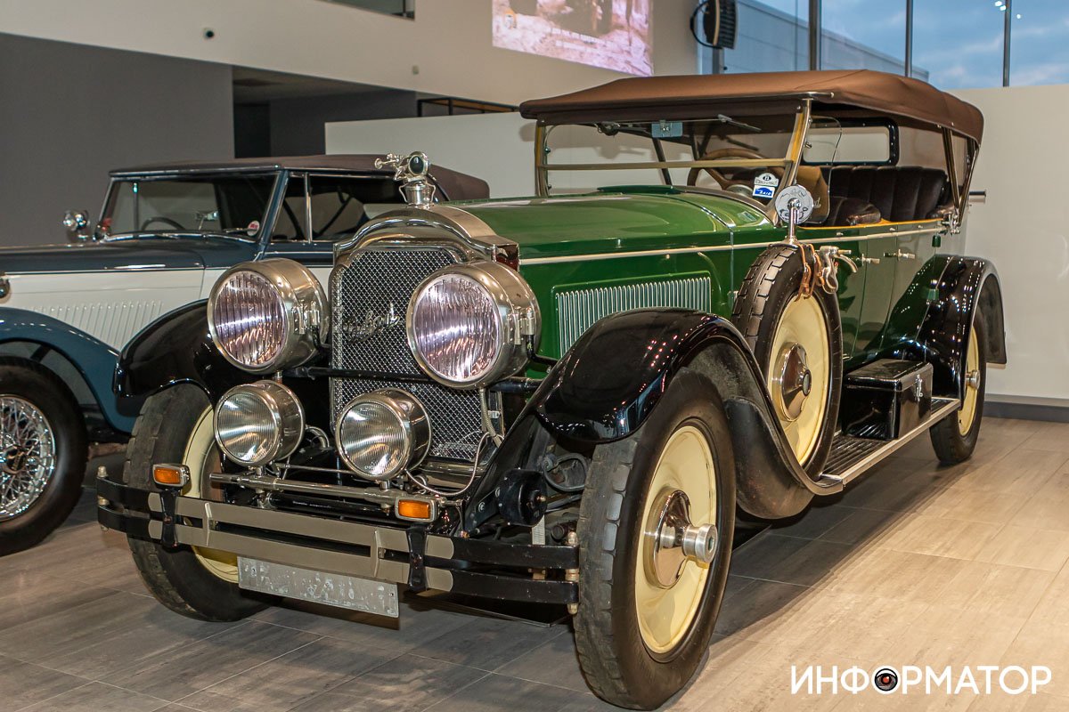 Packard Eight Model 236 Packard Eight Model 236