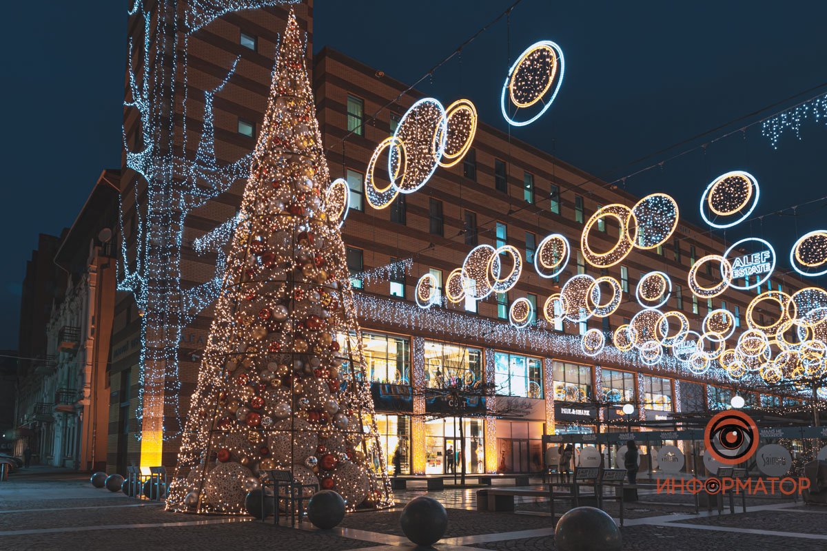 В улыбках детей, которые ждут праздника