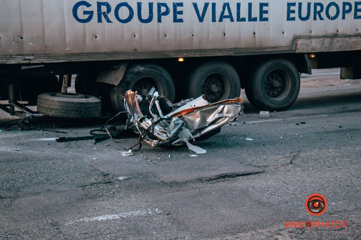 На месте работает полиция На месте работает полиция