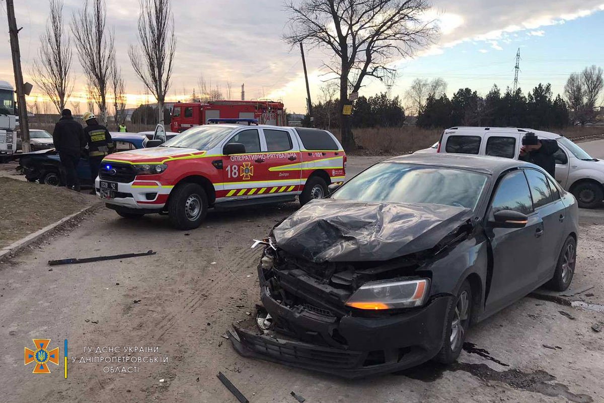 Пострадал 53-летний водитель "Москвича" Пострадал 53-летний водитель "Москвича"