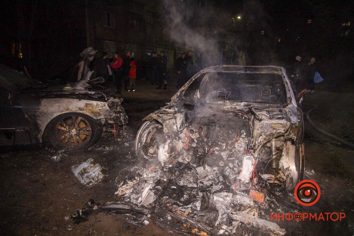 Такая ситуация может возникнуть где угодно, по этому оставляйте машины так, чтобы пожарная бригада могла попасть во двор