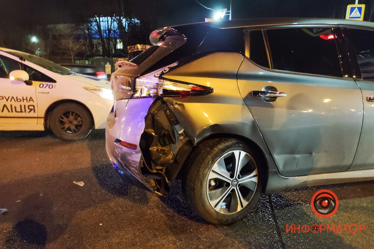 Повреждение Nissana